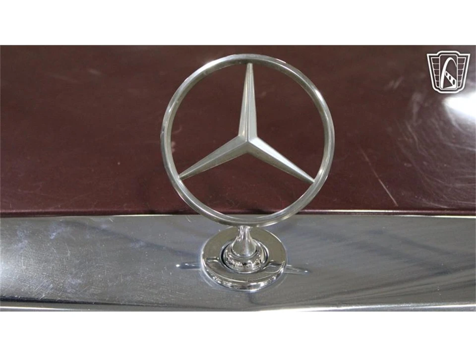 1987 Mercedes-Benz W126 S-Class Sedan - Image 10 of 31