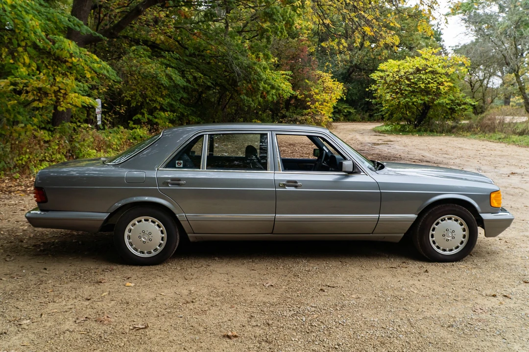1987 Mercedes-Benz W126 S-Class Sedan - Image 11 of 31