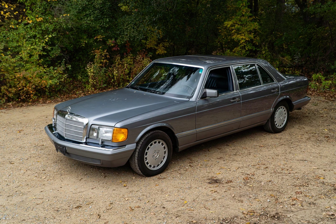 1987 Mercedes-Benz W126 S-Class Sedan - Image 4 of 31