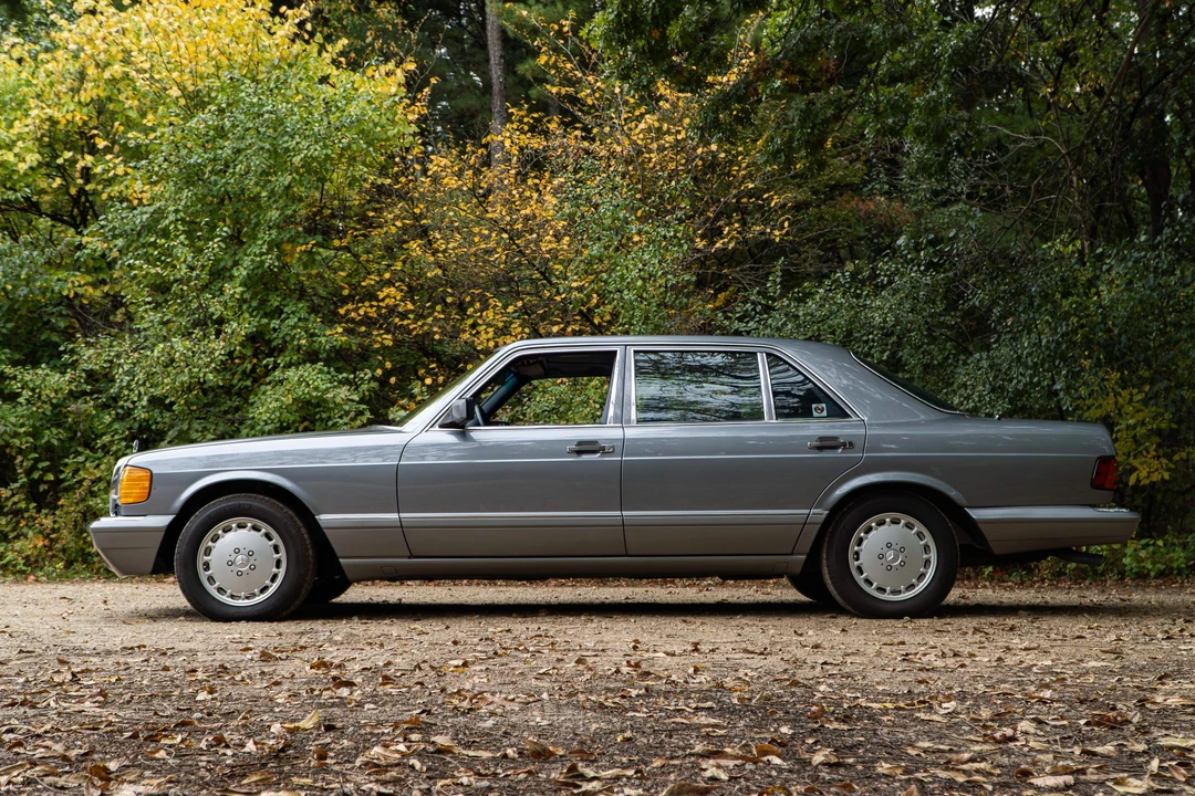 1987 Mercedes-Benz W126 S-Class Sedan - Image 18 of 31
