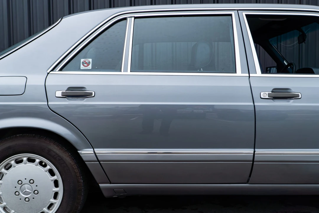 1987 Mercedes-Benz W126 S-Class Sedan - Image 27 of 31