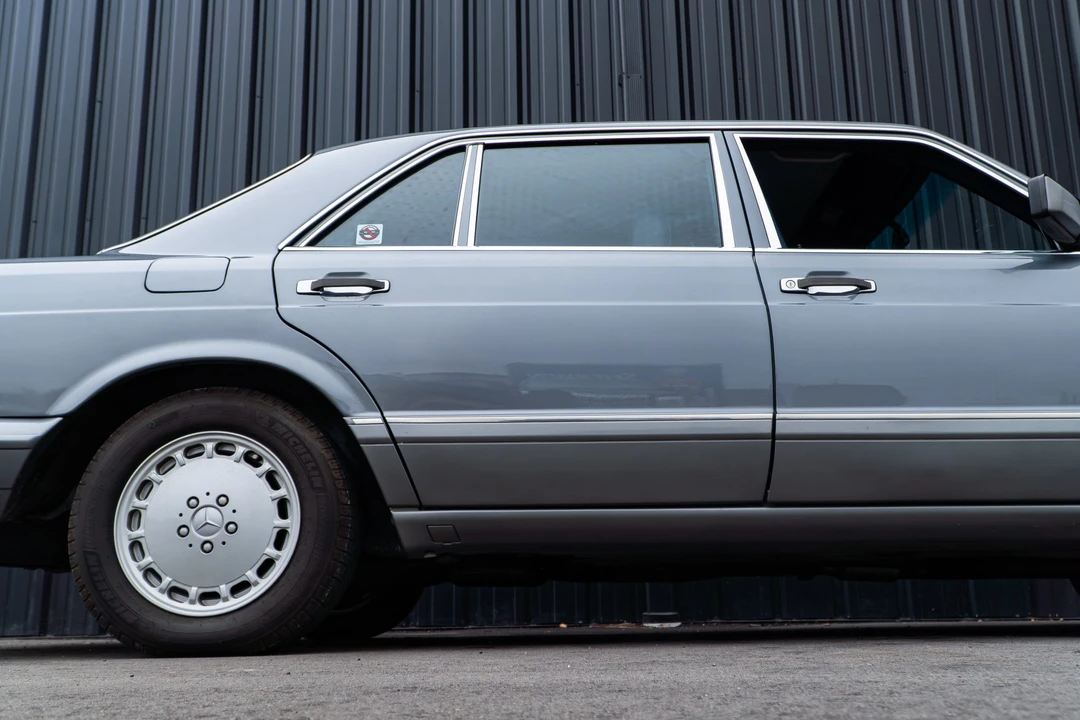 1987 Mercedes-Benz W126 S-Class Sedan - Image 28 of 31