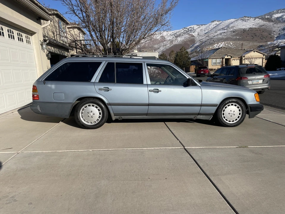1987 Mercedes-Benz W124 E-Class - Image 16 of 31