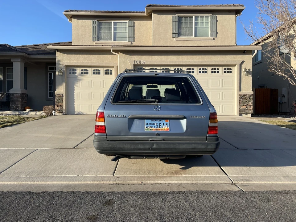 1987 Mercedes-Benz W124 E-Class - Image 14 of 31