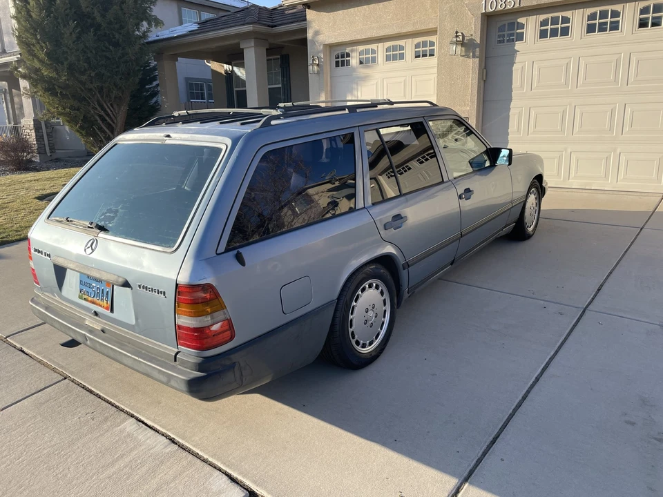 1987 Mercedes-Benz W124 E-Class - Image 12 of 31