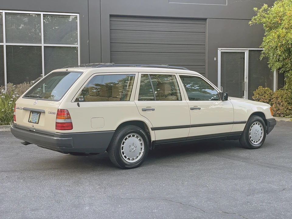 1987 Mercedes-Benz W124 E-Class - Image 18 of 31