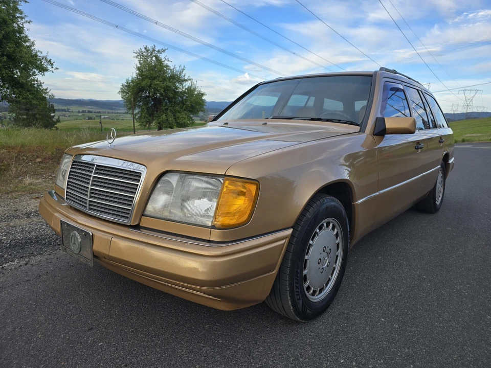 1987 Mercedes-Benz W124 E-Class - Image 3 of 31