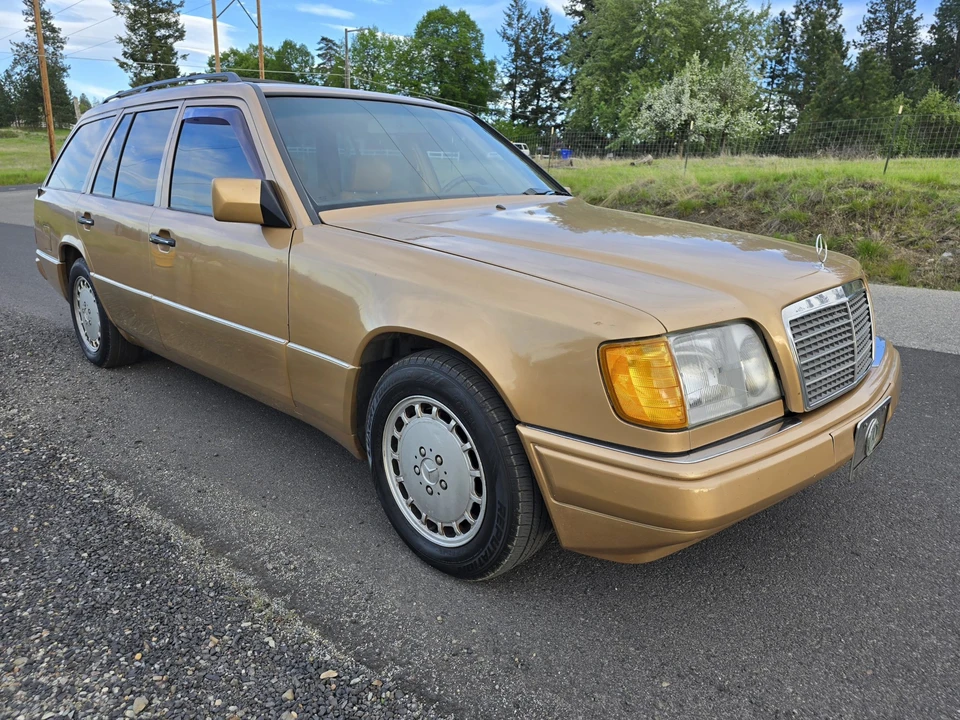 1987 Mercedes-Benz W124 E-Class - Image 6 of 31