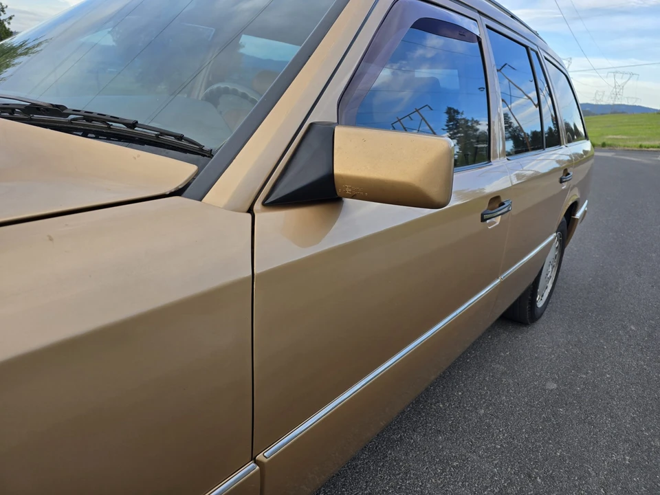1987 Mercedes-Benz W124 E-Class - Image 16 of 31