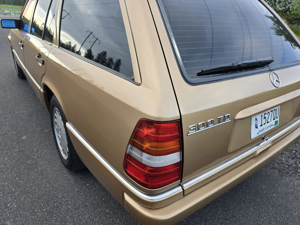 1987 Mercedes-Benz W124 E-Class - Image 23 of 31