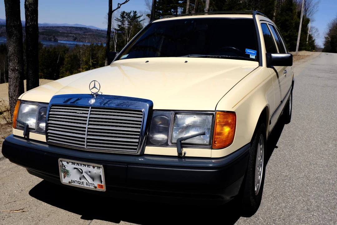 1987 Mercedes-Benz W124 E-Class - Image 7 of 31