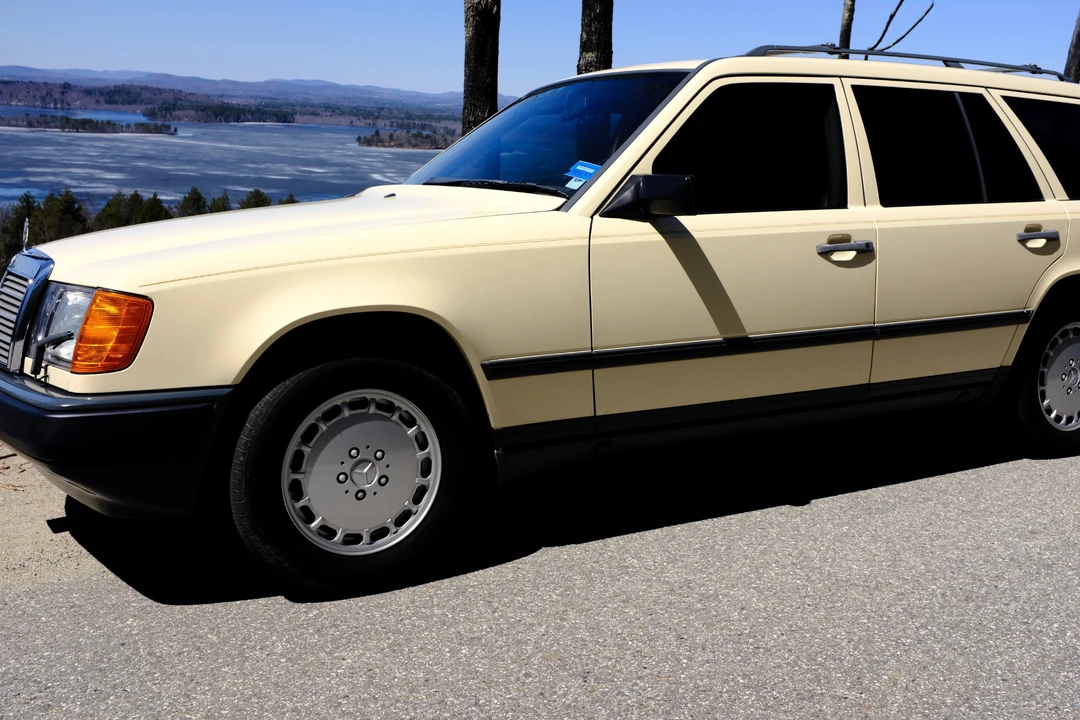 1987 Mercedes-Benz W124 E-Class - Image 8 of 31