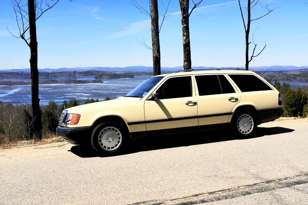 1987 Mercedes-Benz W124 E-Class - Image 3 of 31