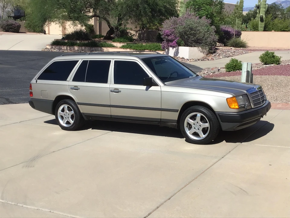 1987 Mercedes-Benz W124 E-Class - Image 10 of 10