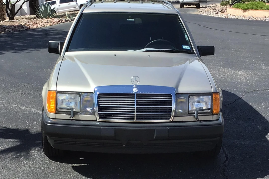 1987 Mercedes-Benz W124 E-Class - Image 6 of 10