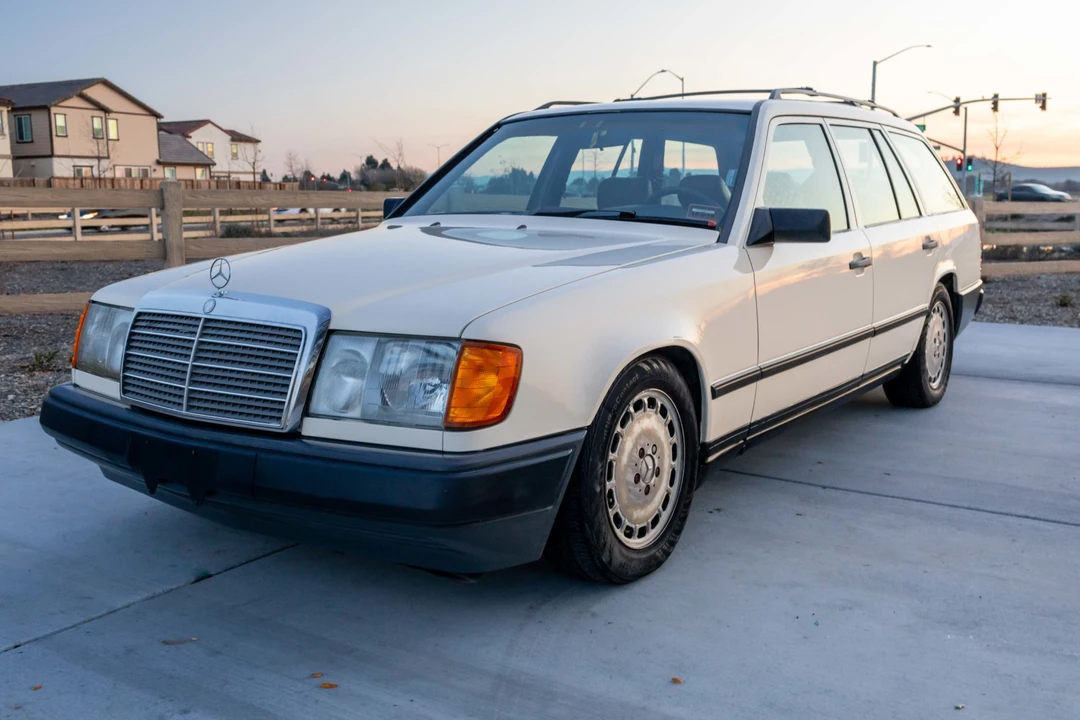 1987 Mercedes-Benz W124 E-Class - Image 6 of 31