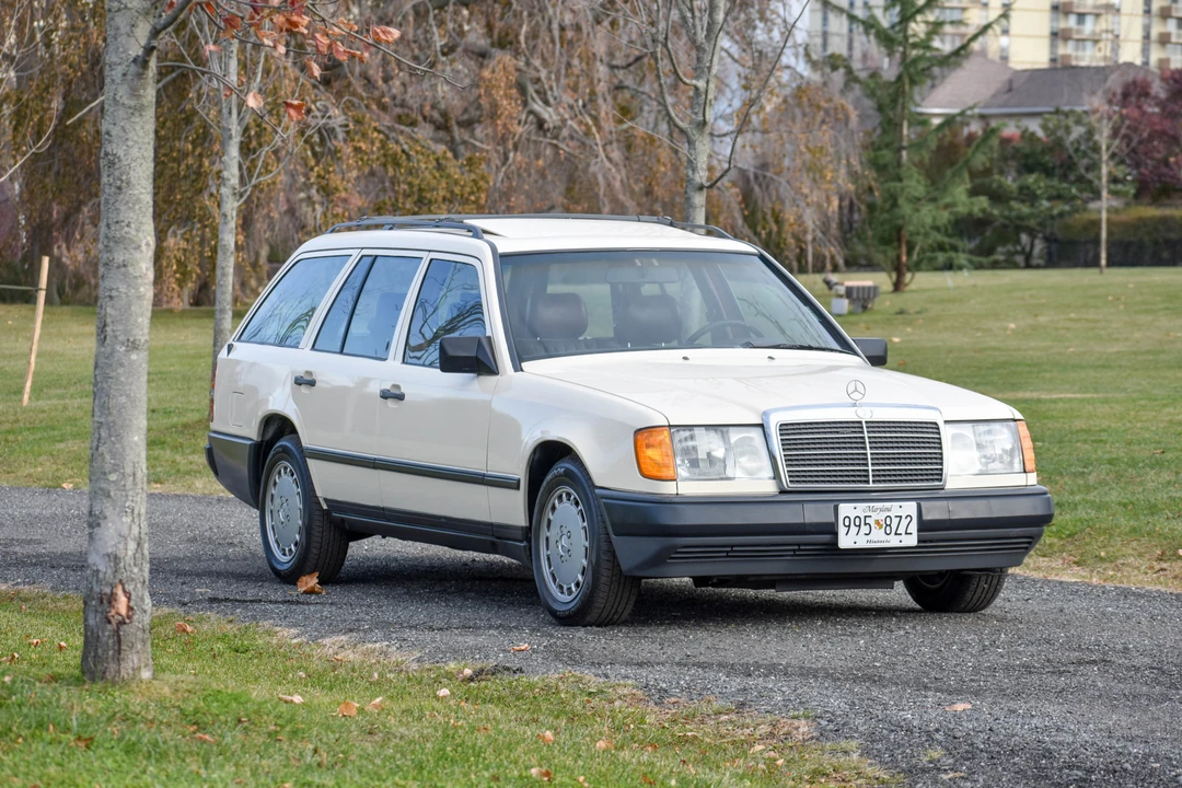 1987 Mercedes-Benz W124 E-Class - Image 9 of 31