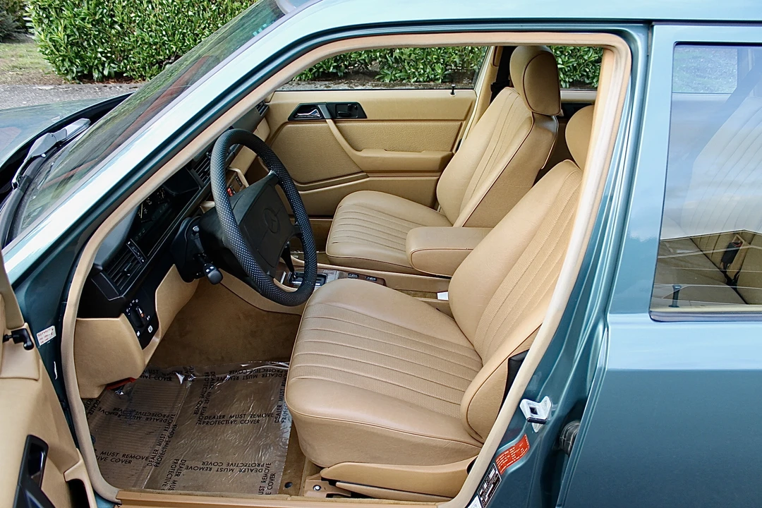 1987 Mercedes-Benz W124 E-Class - Image 28 of 31