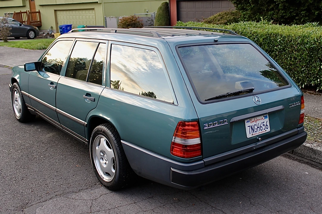 1987 Mercedes-Benz W124 E-Class - Image 20 of 31