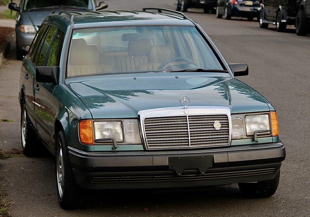 1987 Mercedes-Benz W124 E-Class - Image 19 of 31