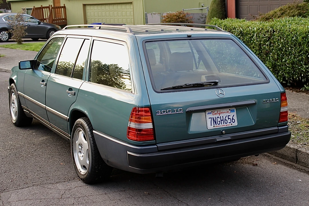 1987 Mercedes-Benz W124 E-Class - Image 6 of 31