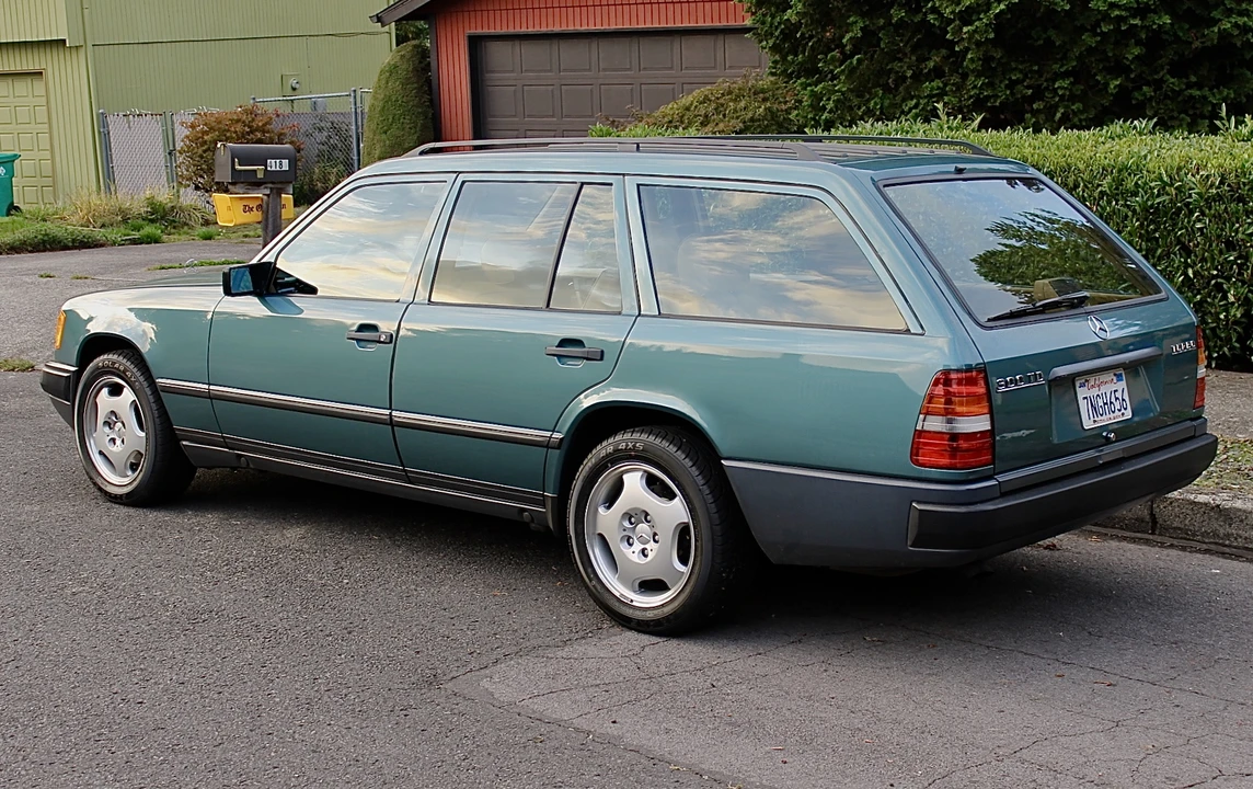 1987 Mercedes-Benz W124 E-Class - Image 5 of 31