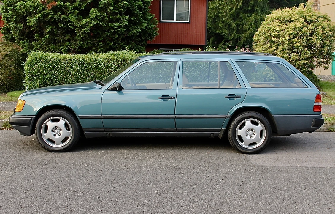 1987 Mercedes-Benz W124 E-Class - Image 4 of 31