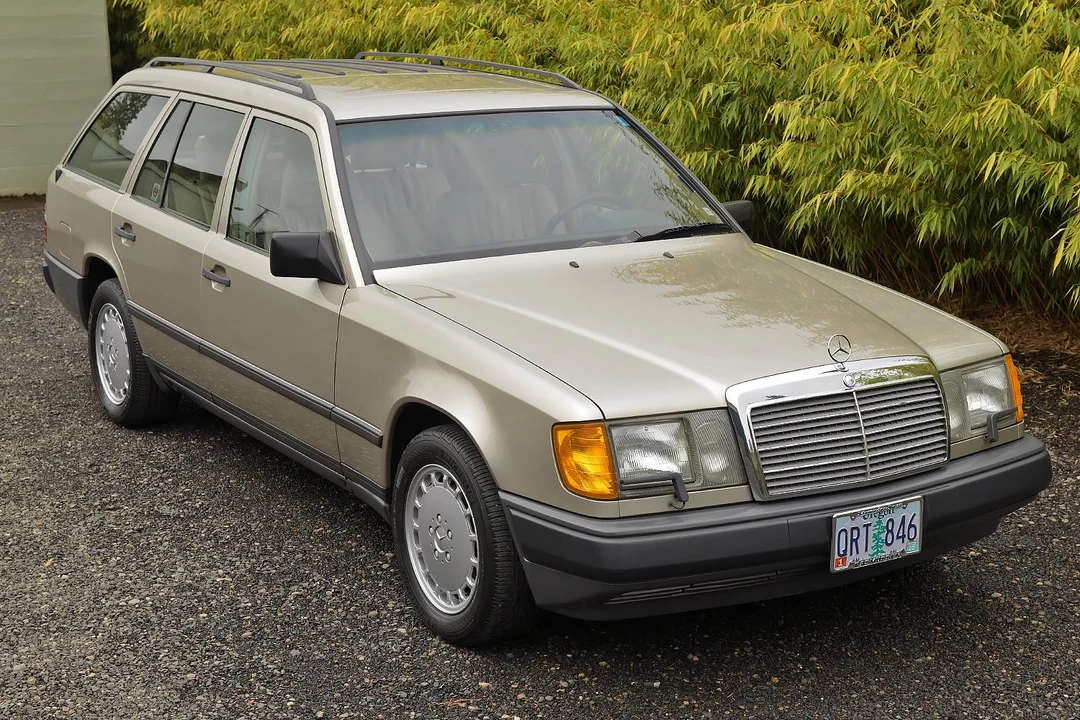 1987 Mercedes-Benz W124 E-Class - Image 19 of 31