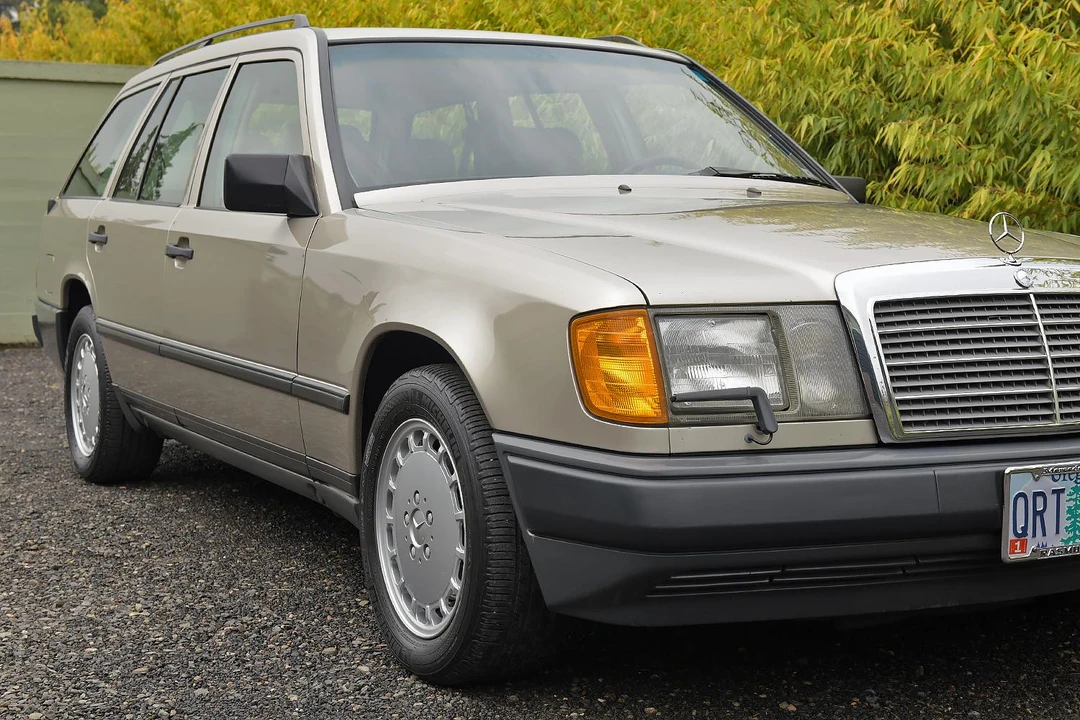 1987 Mercedes-Benz W124 E-Class - Image 21 of 31