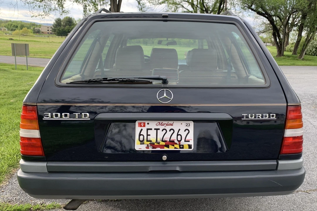 1987 Mercedes-Benz W124 E-Class - Image 5 of 31