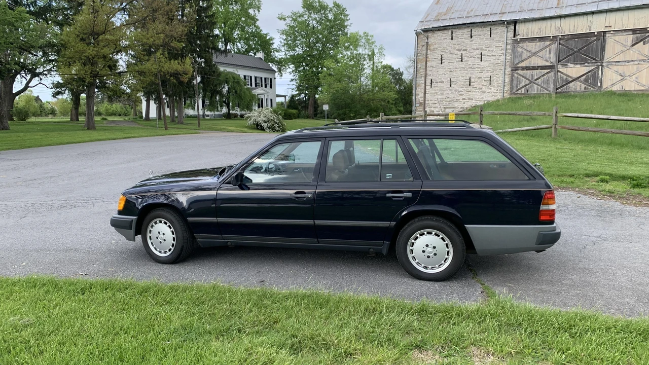 1987 Mercedes-Benz W124 E-Class - Image 8 of 31