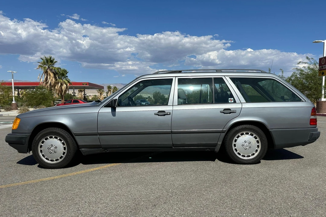 1987 Mercedes-Benz W124 E-Class - Image 9 of 31