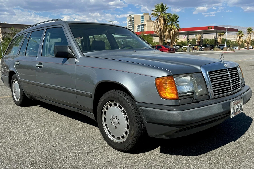 1987 Mercedes-Benz W124 E-Class - Image 3 of 31