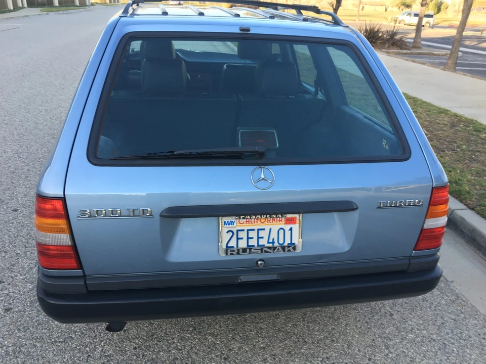 1987 Mercedes-Benz W124 E-Class - Image 21 of 31