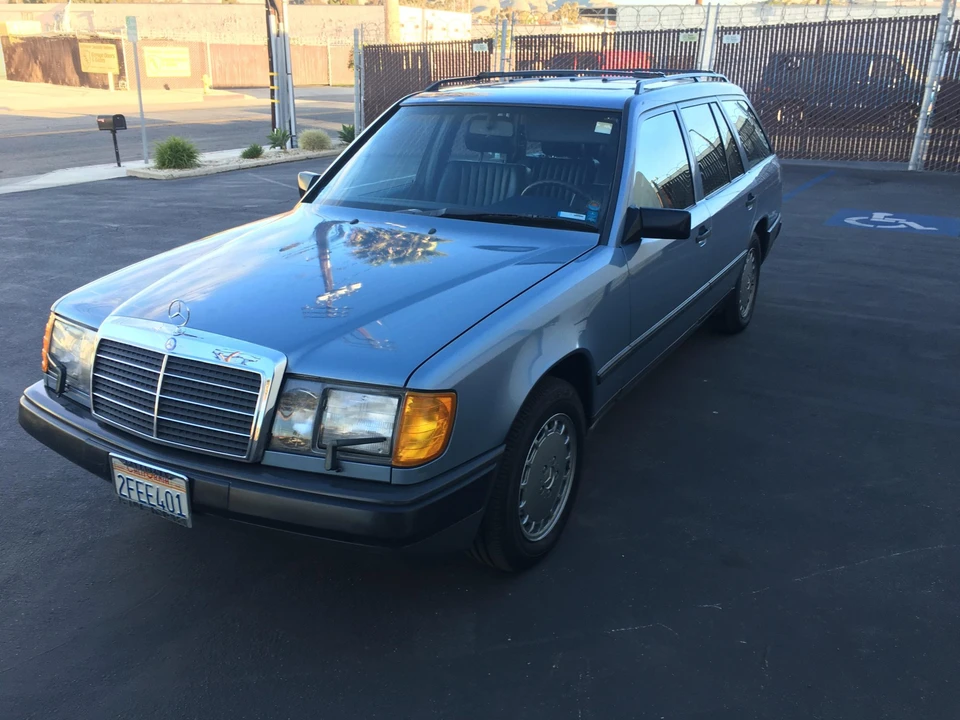 1987 Mercedes-Benz W124 E-Class - Image 3 of 31