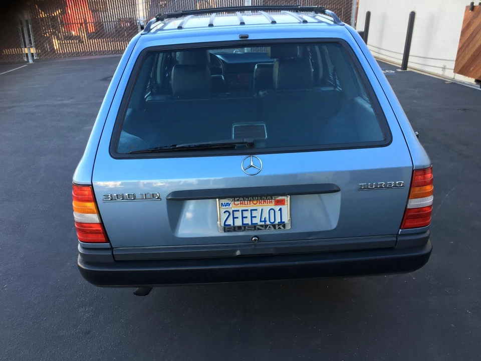 1987 Mercedes-Benz W124 E-Class - Image 20 of 31