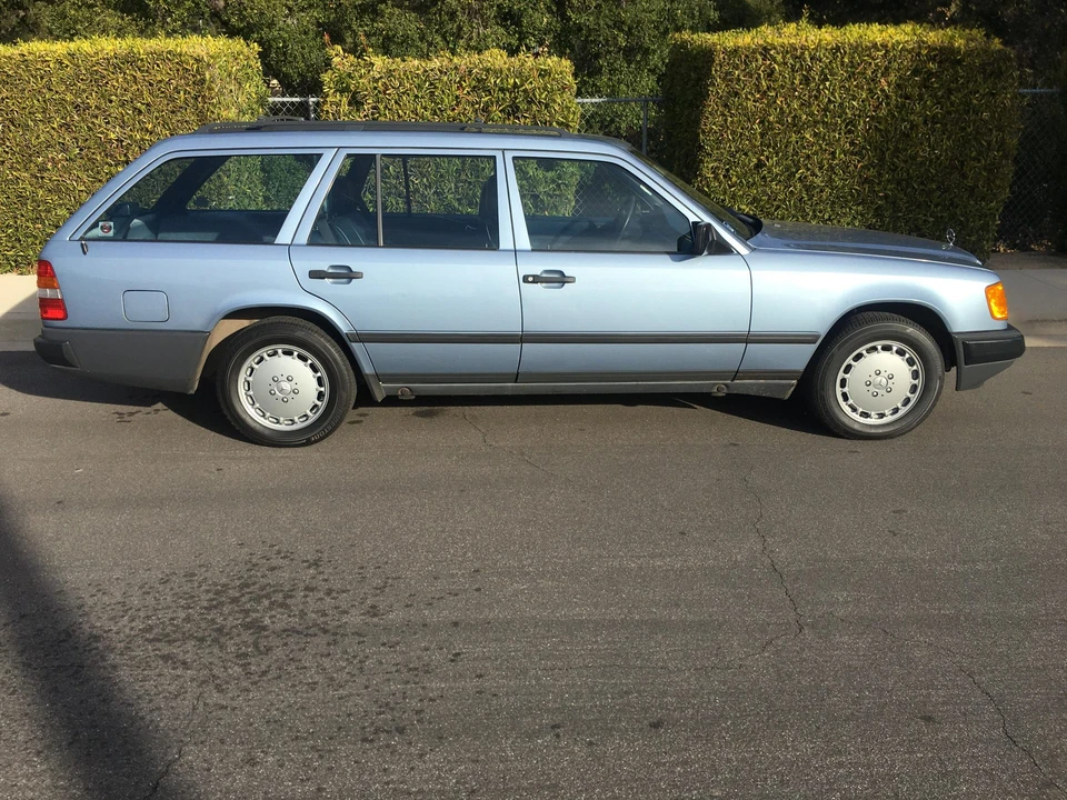 1987 Mercedes-Benz W124 E-Class - Image 28 of 31