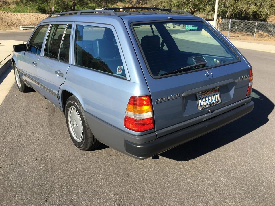 1987 Mercedes-Benz W124 E-Class - Image 17 of 31