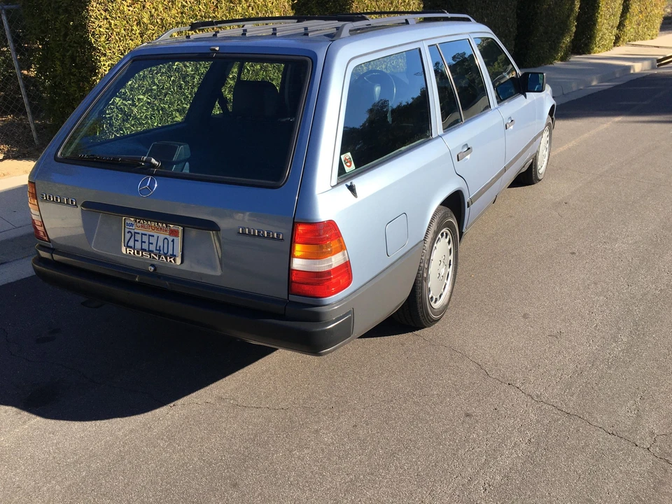1987 Mercedes-Benz W124 E-Class - Image 24 of 31