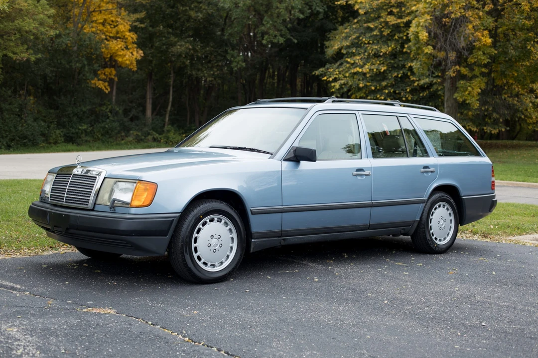 1987 Mercedes-Benz W124 E-Class - Image 13 of 31