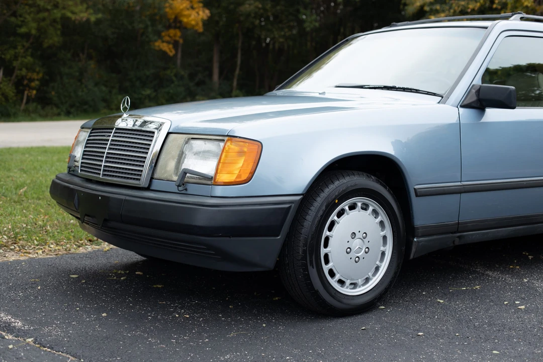 1987 Mercedes-Benz W124 E-Class - Image 19 of 31