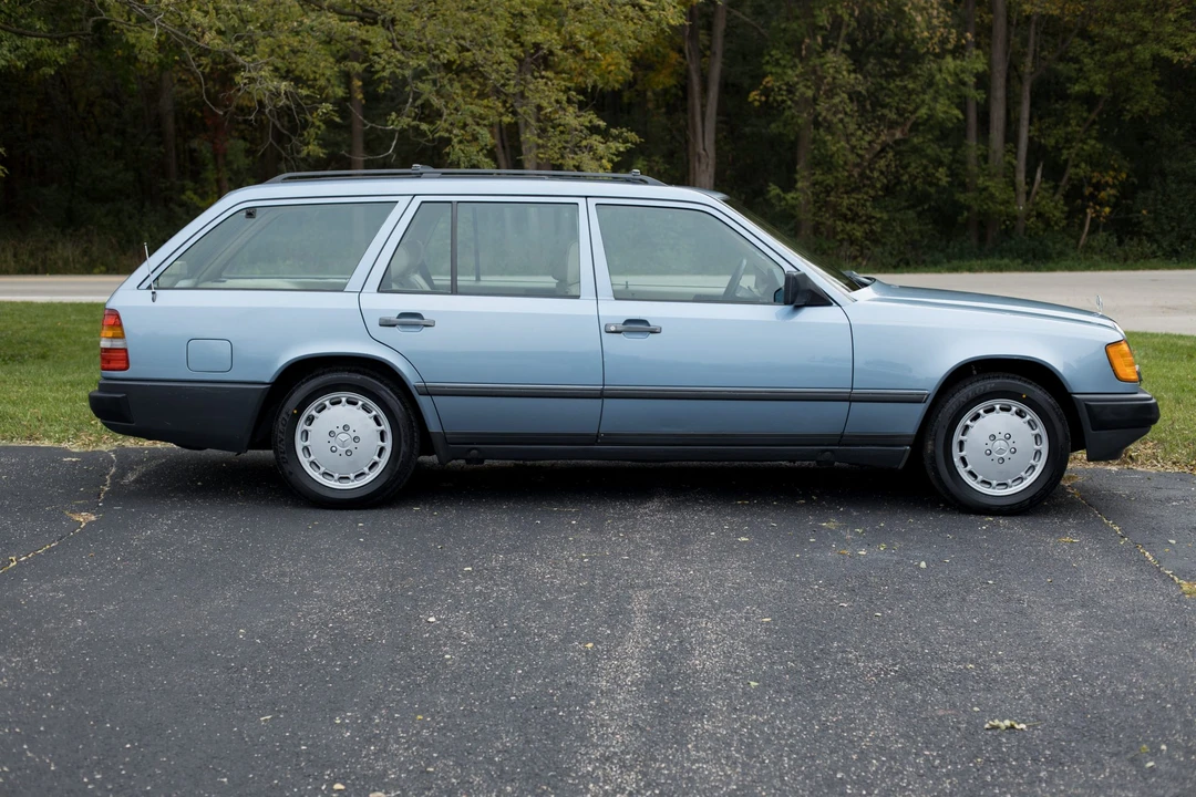 1987 Mercedes-Benz W124 E-Class - Image 5 of 31