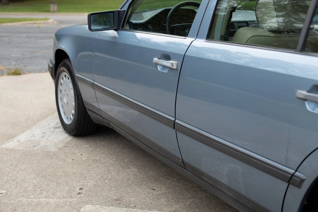 1987 Mercedes-Benz W124 E-Class - Image 25 of 31
