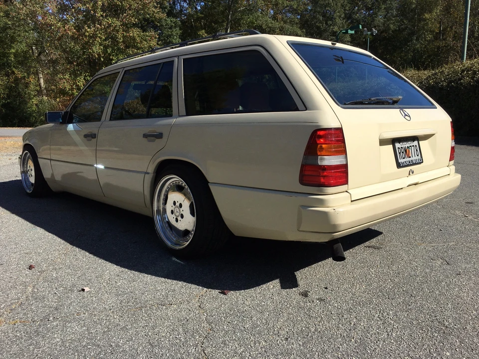 1987 Mercedes-Benz W124 E-Class - Image 3 of 31