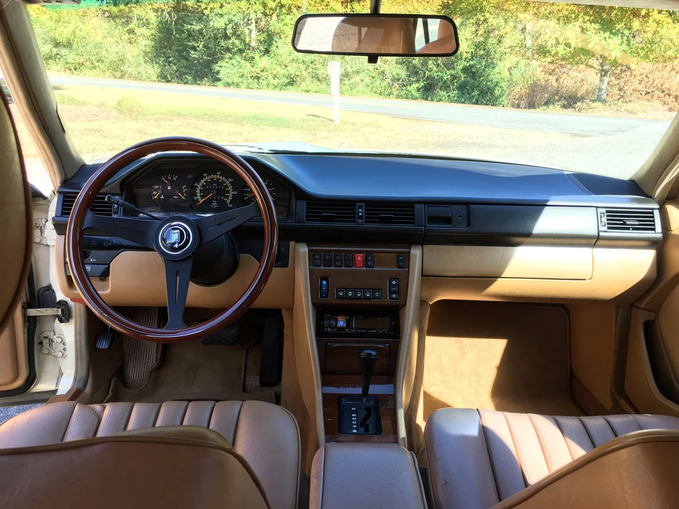 1987 Mercedes-Benz W124 E-Class - Image 27 of 31