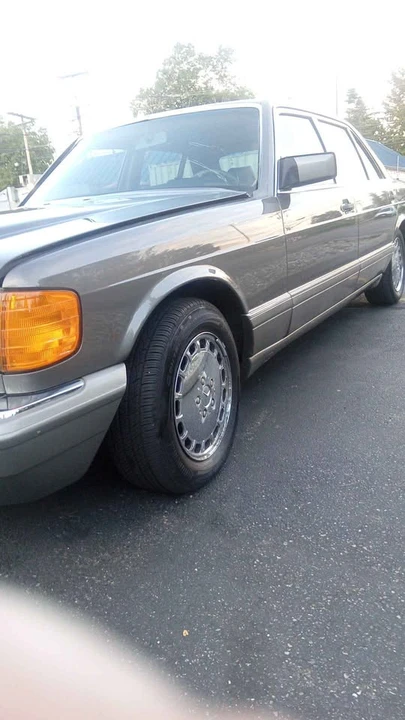 1987 Mercedes-Benz W126 S-Class Sedan - Image 6 of 12