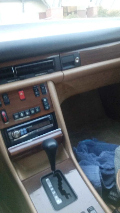 1987 Mercedes-Benz W126 S-Class Sedan - Image 9 of 12