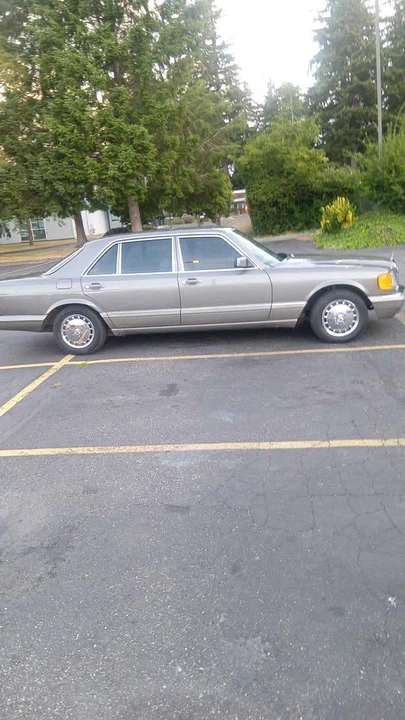 1987 Mercedes-Benz W126 S-Class Sedan - Image 3 of 12