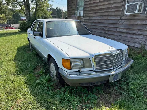 1987 Mercedes-Benz 400 SEL Sedan 4D