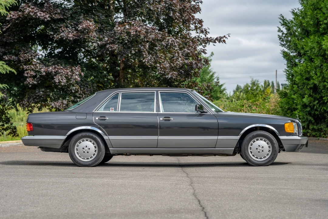 1987 Mercedes-Benz W126 S-Class Sedan - Image 6 of 31
